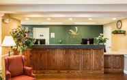 Lobby 7 Quality Inn Greeneville