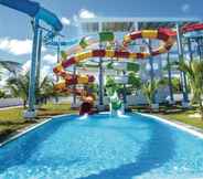 Kolam Renang 7 Riu Palace Macao – Adults Only All Inclusive