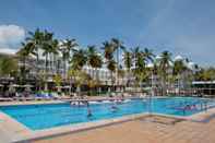 Swimming Pool Riu Palace Macao – Adults Only All Inclusive