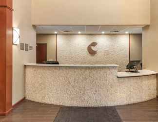 Lobby 2 Comfort Suites West Indianapolis - Brownsburg