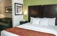 Bedroom 2 Comfort Suites West Indianapolis - Brownsburg