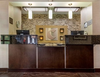 Lobby 2 Comfort Inn & Suites Butler