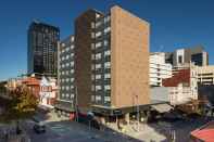 Exterior Pensione Hotel Perth