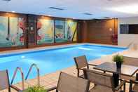 Swimming Pool Amrâth Hotel Belvoir
