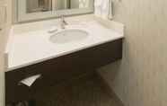 In-room Bathroom 2 Springhill Suites By Marriott Orlando Altamonte Springs