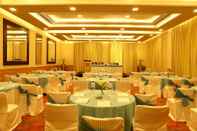 Functional Hall The Metropolitan Hotel and Spa New Delhi