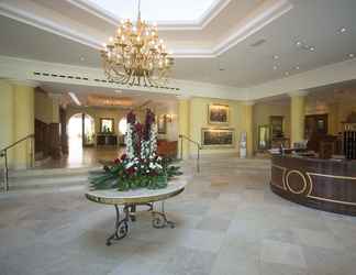 Lobby 2 Hotel Schloss Seefels