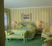 Bedroom 6 Hotel Schloss Seefels