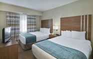 Kamar Tidur 4 Hawthorn Suites by Wyndham Naples Pine Ridge