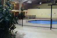 Swimming Pool Econo Lodge Elk City