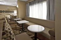 Bar, Cafe and Lounge Hampton Inn Christiansburg/Blacksburg