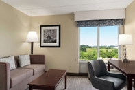 Khu vực công cộng Hampton Inn Dulles - Cascades