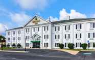 Exterior 4 Quality Inn Crestview near Eglin AFB