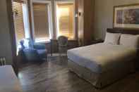 Kamar Tidur Windsor Inn Hotel