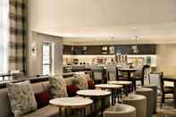 Bar, Cafe and Lounge Homewood Suites by Hilton Portland Airport