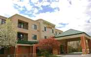 Exterior 2 Courtyard by Marriott Traverse City