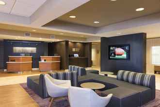 Lobi 4 Courtyard by Marriott Traverse City