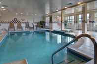 Swimming Pool Hilton Garden Inn Detroit Metro Airport