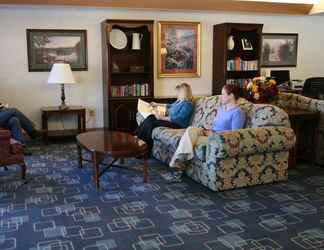 Lobby 2 Comfort Inn Saco-Old Orchard Beach