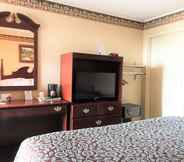 Bedroom 2 Days Inn by Wyndham Tannersville