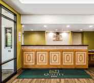 Lobi 4 Quality Inn Loudon-Concord