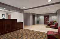 Lobby Hawthorn Suites by Wyndham Lancaster