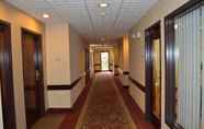 Lobby 5 Comfort Inn & Suites