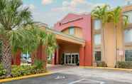 Exterior 7 Comfort Inn & Suites Fort Lauderdale West Turnpike