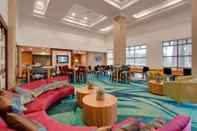 Lobi SpringHill Suites by Marriott Orlando Lake Buena Vista South