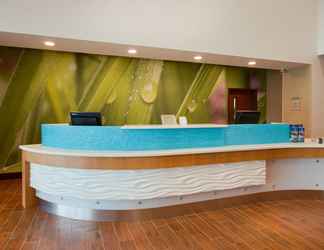 Lobi 2 SpringHill Suites by Marriott Orlando Lake Buena Vista South