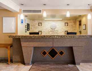 Lobby 2 Comfort Inn & Suites Shawinigan