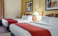 ห้องนอน 5 Comfort Suites near Penn State