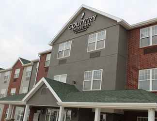Exterior 2 Country Inn & Suites by Radisson, Dubuque, IA