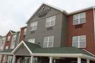 Exterior Country Inn & Suites by Radisson, Dubuque, IA