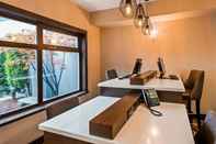 Sảnh chức năng Best Western Plus Pitt Meadows Inn & Suites