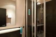 In-room Bathroom Hotel Topas