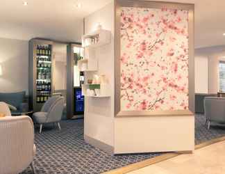 Lobi 2 Mercure Paris Montparnasse Raspail