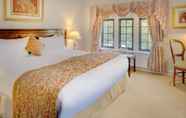 Bedroom 4 Nailcote Hall Hotel