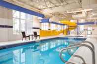 Swimming Pool TownePlace Suites by Marriott Fort McMurray