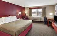 Bilik Tidur 4 AmericInn by Wyndham Douglas/Saugatuck