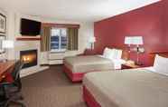 Bilik Tidur 3 AmericInn by Wyndham Douglas/Saugatuck