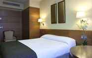 Bedroom 3 Hotel Sterling