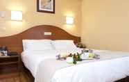 ห้องนอน 6 Hotel Ciudad de Burgos