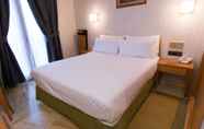 Bedroom 2 Hotel Flor Parks