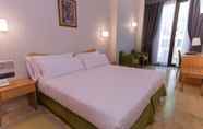 Kamar Tidur 7 Hotel Flor Parks