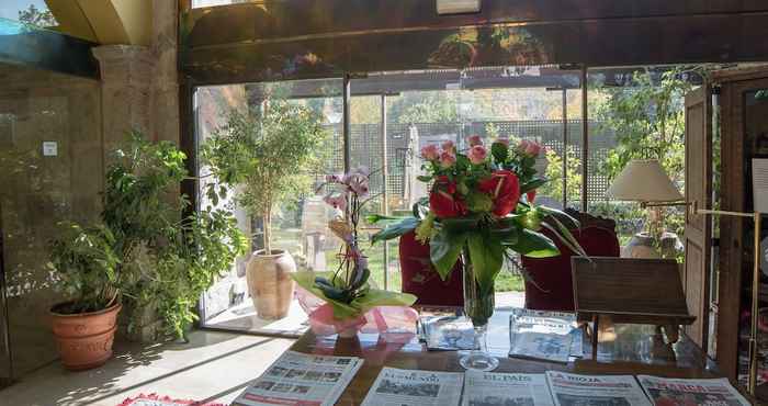 Lobby Hosteria San  Millan