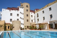 Swimming Pool Hotel Tre Torri