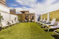 Swimming Pool Hotel Nouvel