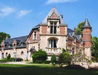 Exterior 2 Chateau d'Esclimont