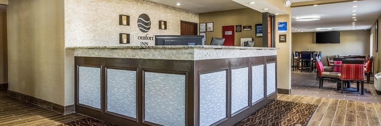 Lobi Comfort Inn Norwalk - Sandusky